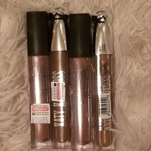 Katy Perry and Maybelline lipgloss